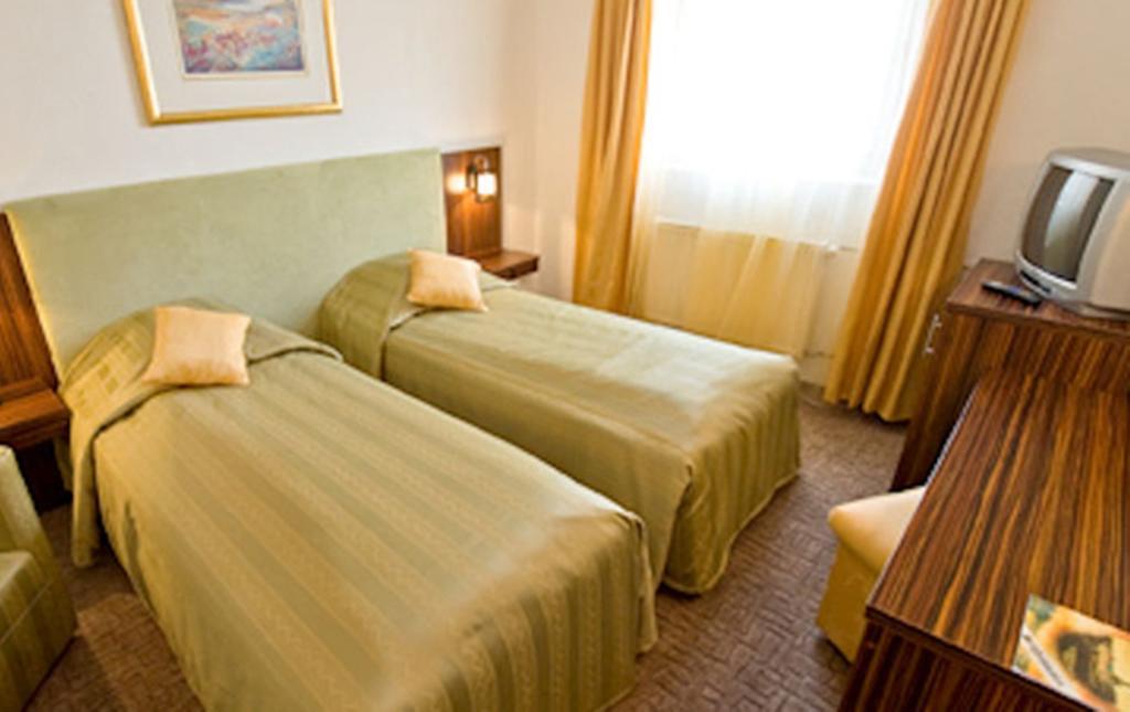 Hotel Rex Sighişoara Exteriör bild